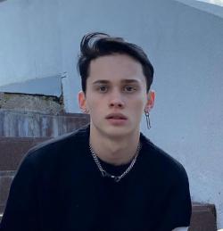 Даня Милохин